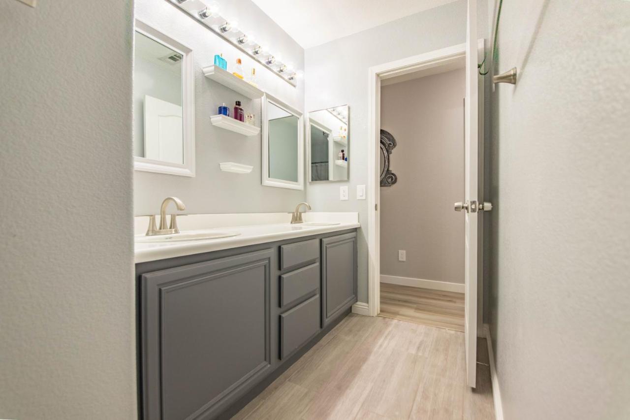 Gorgeous Las Vegas Home With Rv Parking Zewnętrze zdjęcie